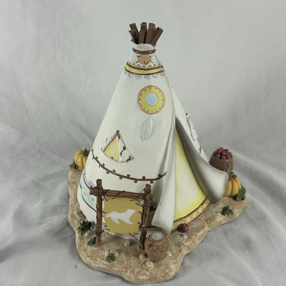 Precious Moments Hawthorne Village Full of Blessings Teepee‎ First Thanksgiving